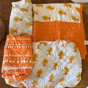 Land of Nod Crate & Barrel Kids Orange and White Excursion Lion Crib Set